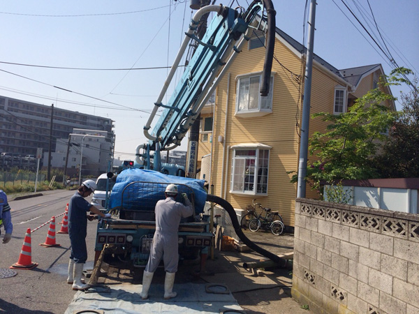 幕張町　積水ハウス配管による打設工事