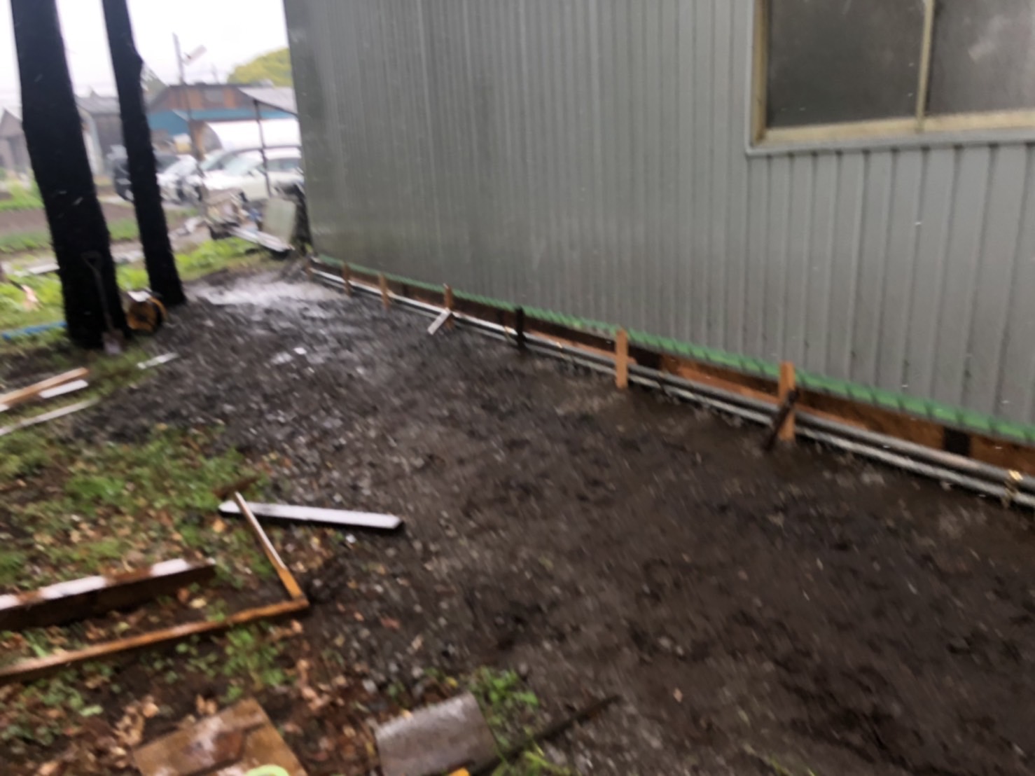 千葉市若葉区 倉庫棟の基礎打増し工事