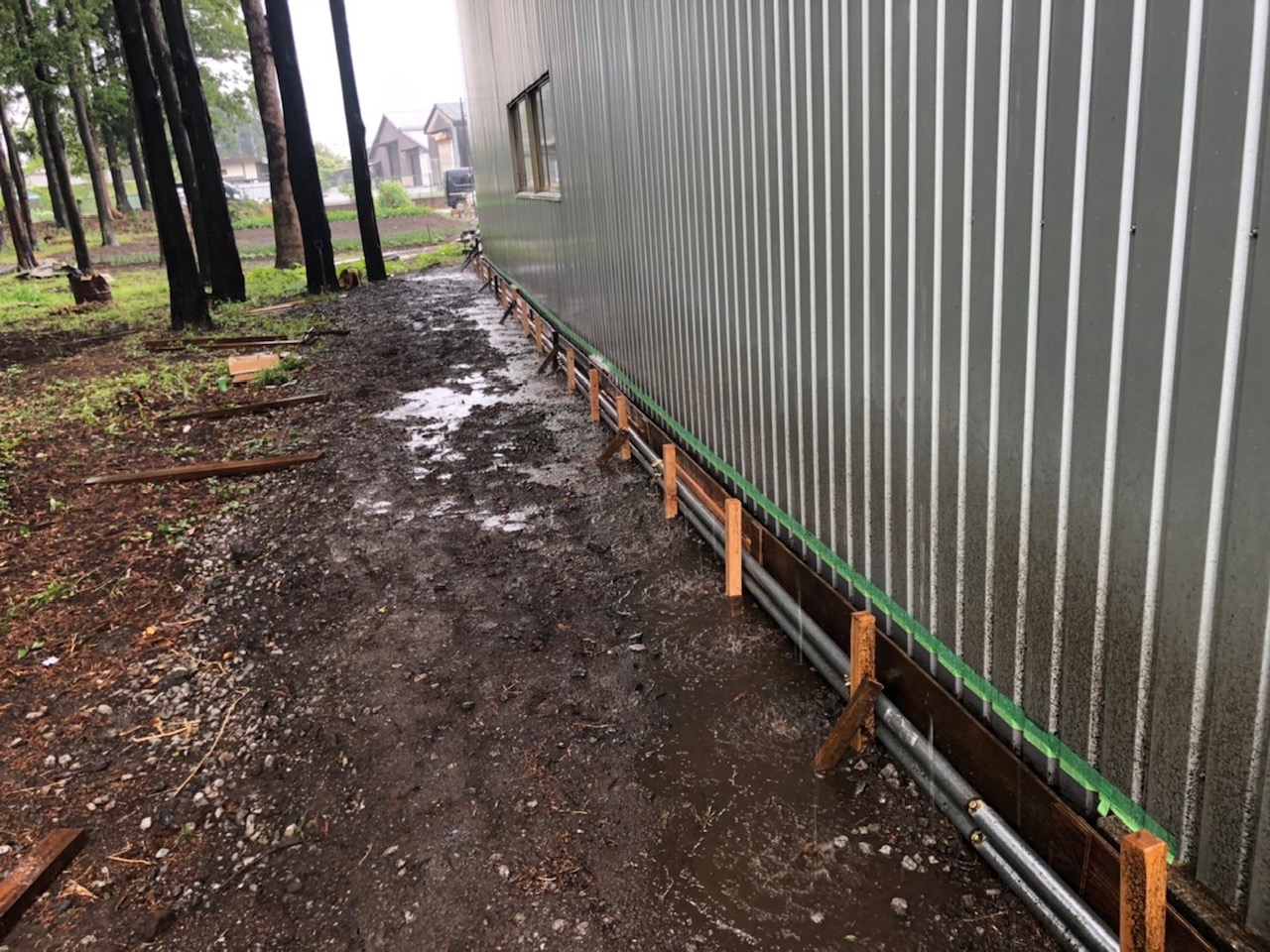 千葉市若葉区 倉庫棟の基礎打増し工事