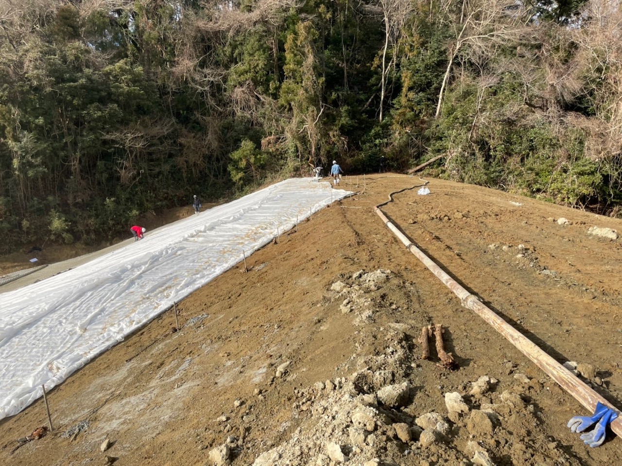 木更津市下郡 太陽光発電所にてタコムマットの打設1工区、2工区、3工区