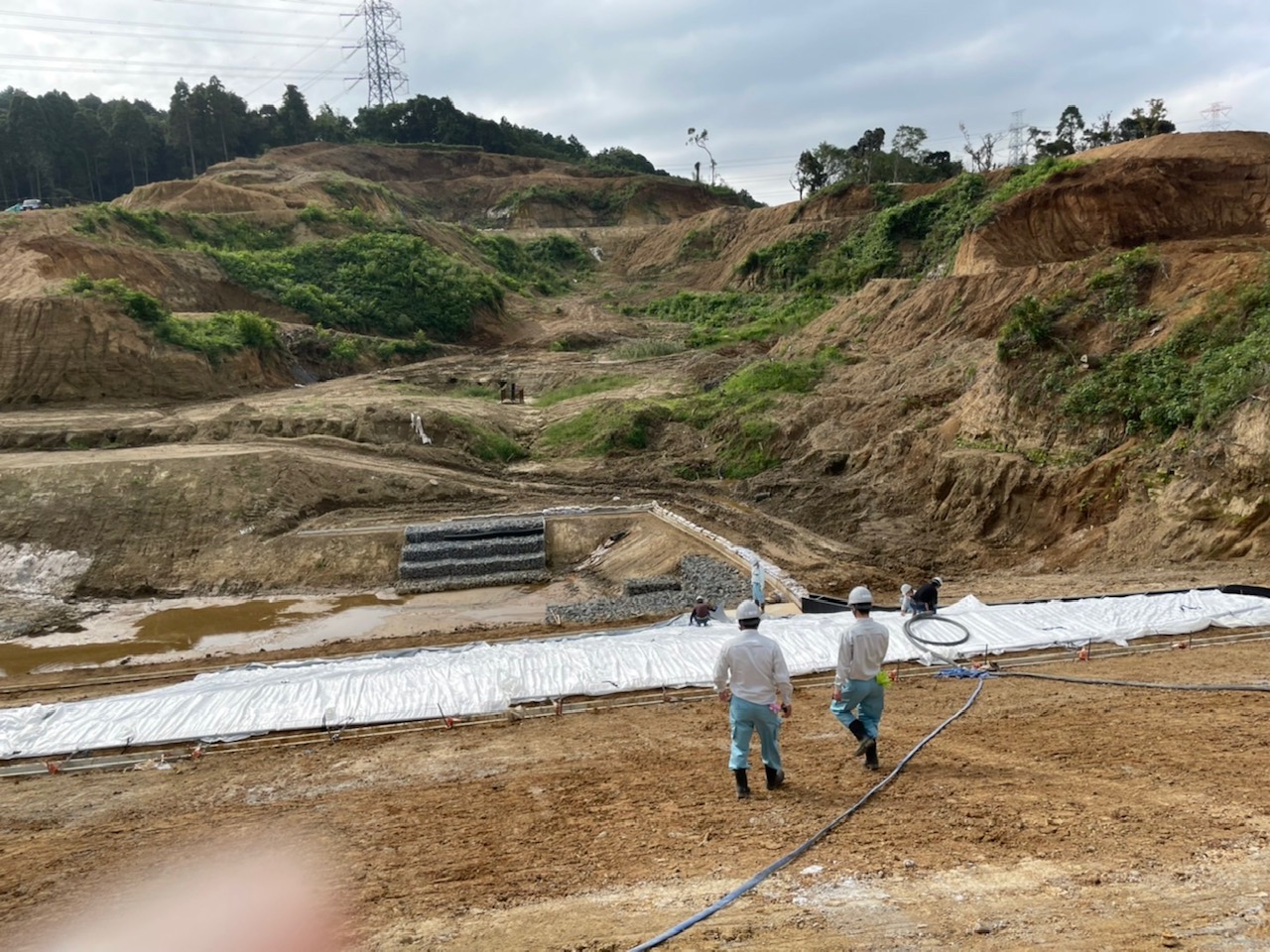 木更津市下郡 太陽光発電所にてタコムマットの打設1工区、2工区、3工区