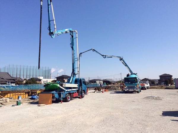 袖ヶ浦市　アパート打設工事